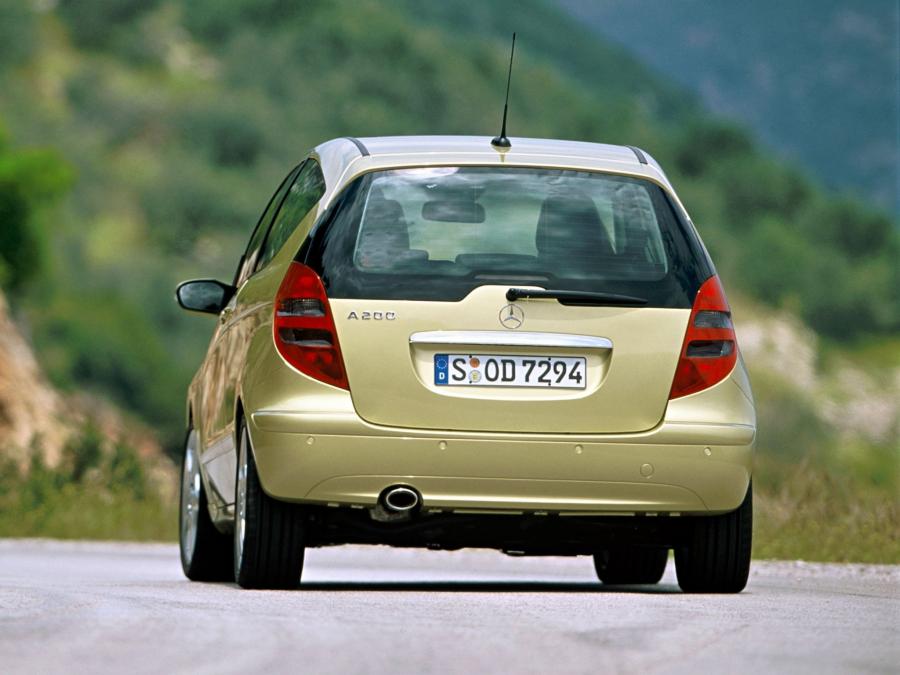  Mercedes-Benz A200 3-Door 2004 года  (фото 14 из 20)